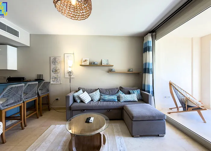 Apartment The Striking 2bdr Mangroovy Free Pool & Hurghada